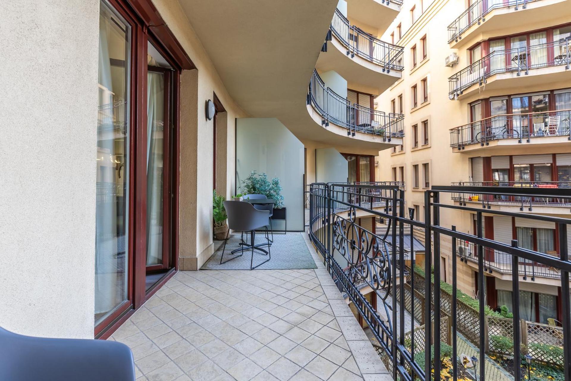 דירה Venus - King Street V - Balcony *